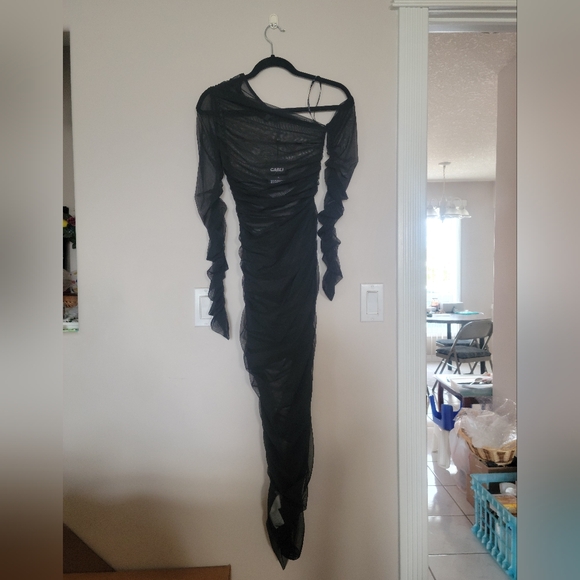 Carli Bybel x Missguided | Ruched One Shoulder Midi Dress - Picture 5 of 8